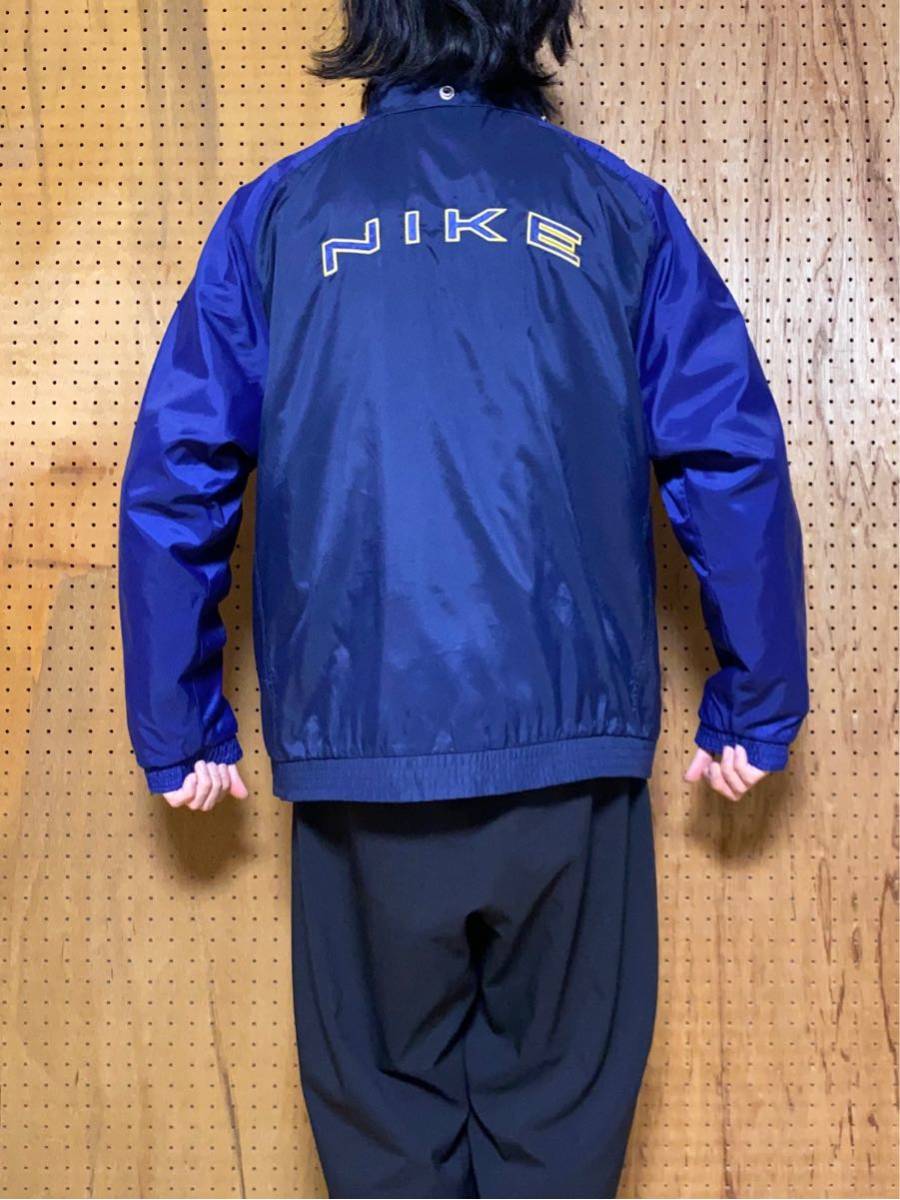 古着 90年代 90s NIKE ナイキ ナイロン ジャケット ブルゾン フード 刺繍ロゴ 青 紺 ブルー ネイビー XLビッグサイズ オーバーサイズ