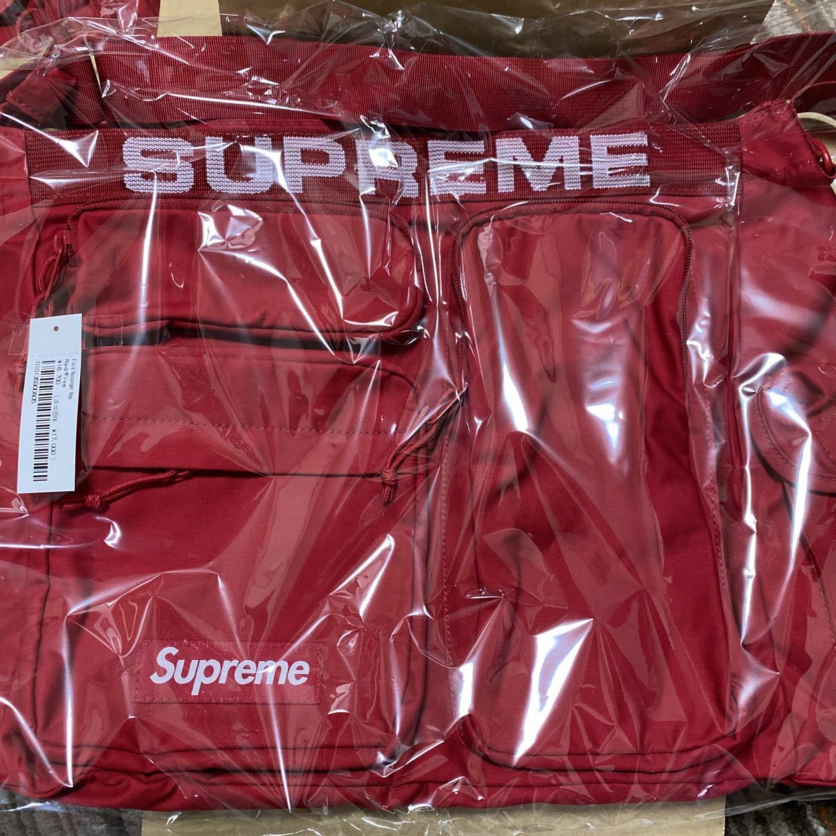 hEnrY様 Supreme Field Messenger Back オンライン最安価格 メンズ