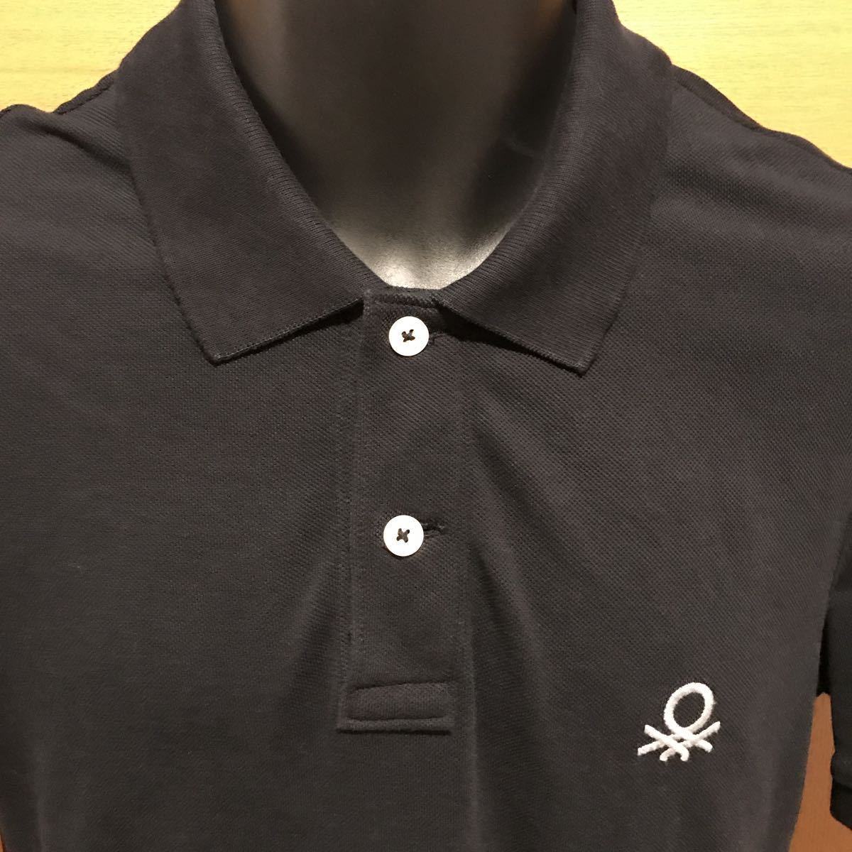 ベネトン ポロシャツ 半袖シャツ 黒　ブラック　POLOシャツ　黒エリ　　　　　　　　　　　　　　　　　　　　　　　検索用　ユニクロ　GAP_画像3