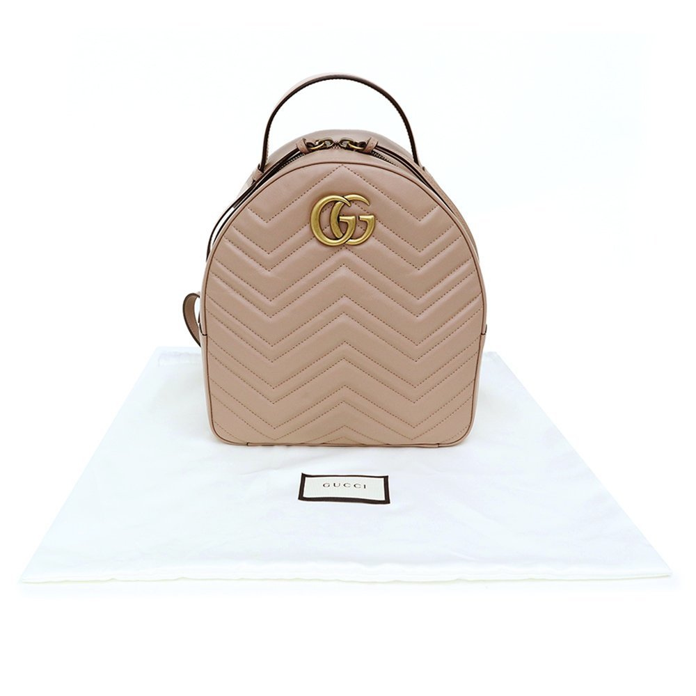 新品・未使用品)グッチ GUCCI レザー GGマーモント バックパック