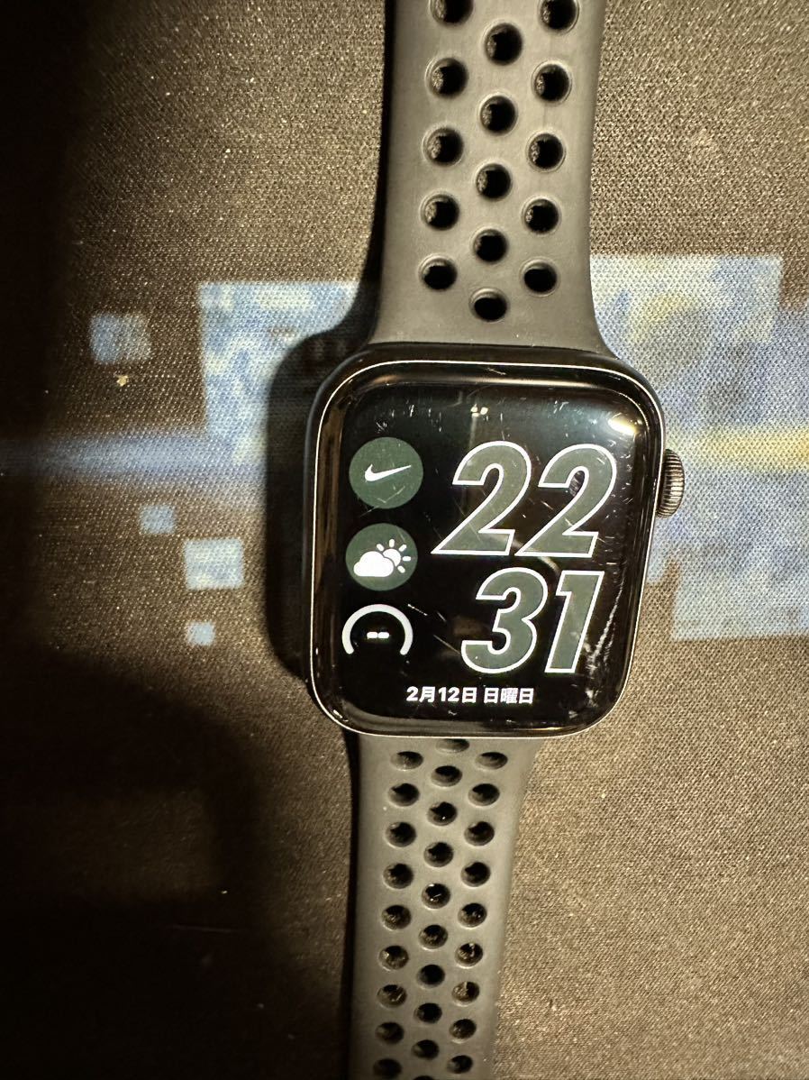 ヤフオク! - Apple Watch Nike Series4 44mm
