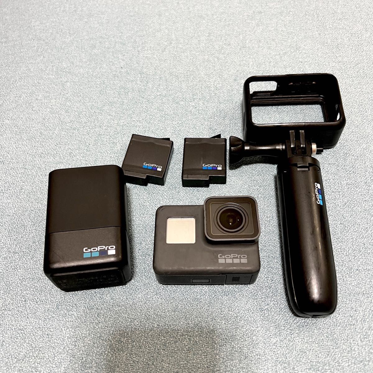 休日限定 GoPro アクションカメラ HERO Black with アクセサリー