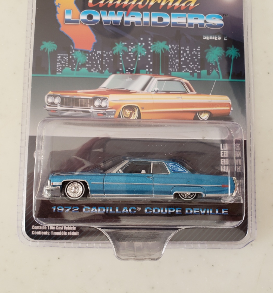 グリーンライト 1/64 1972 Cadillac Coupe deVill ブルーCalifornia Lowriders Series 2 カリフォルニア ローライダー 2_画像3