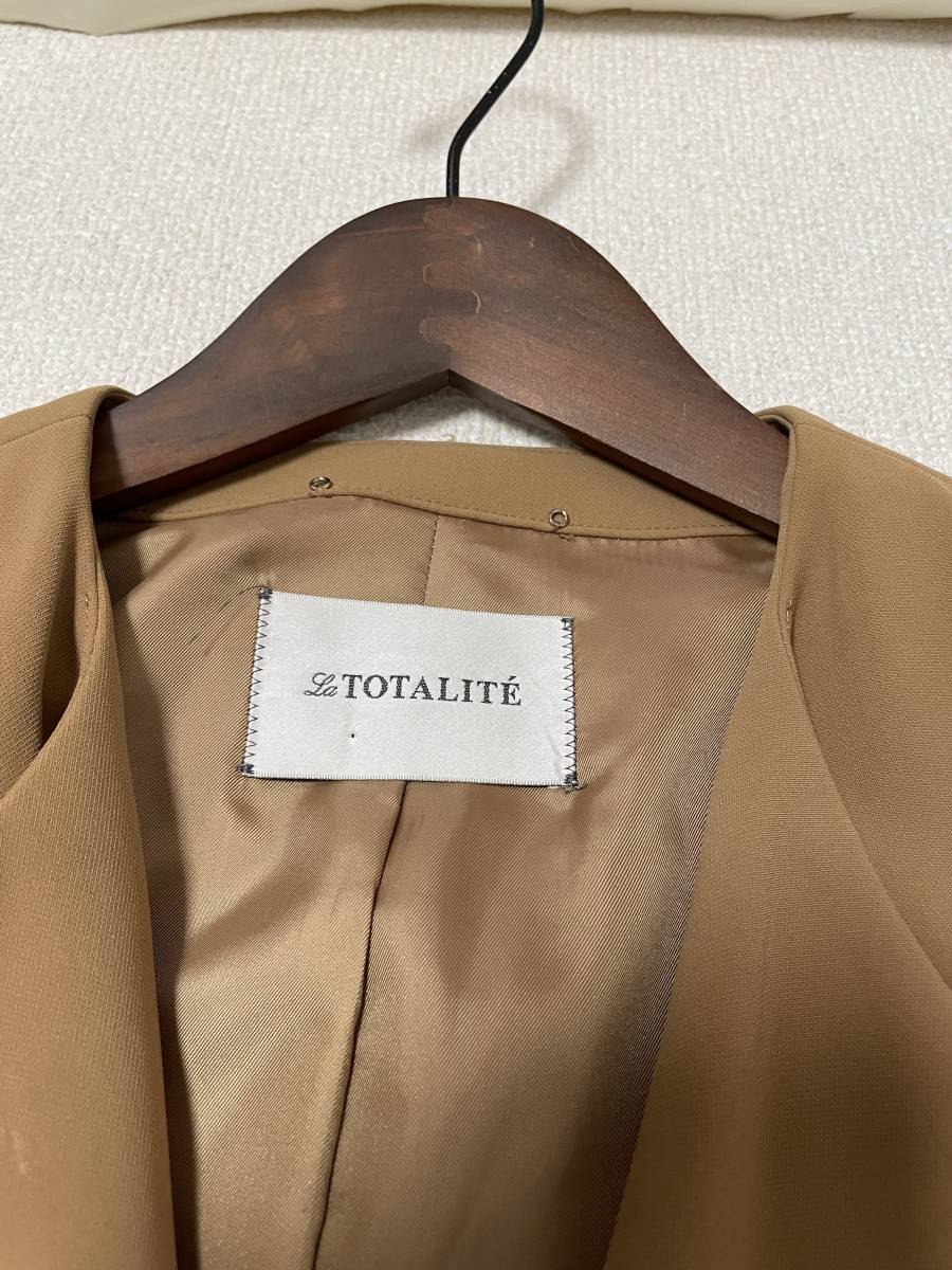 [ as good as new unused . close ultimate beautiful goods ]to-taliteTOTALITE gown coat free size beige large size XL possible ribbon belt attaching commuting going to school 