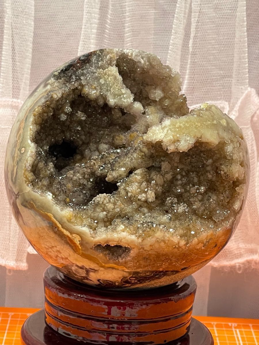 希少 金色 口笑原石(幸運水晶)台座付き 原石 天然石 原石 浄化 丸玉