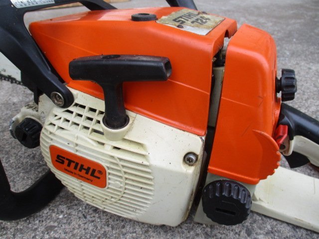 中古品 STIHL エンジンチェーンソー 024