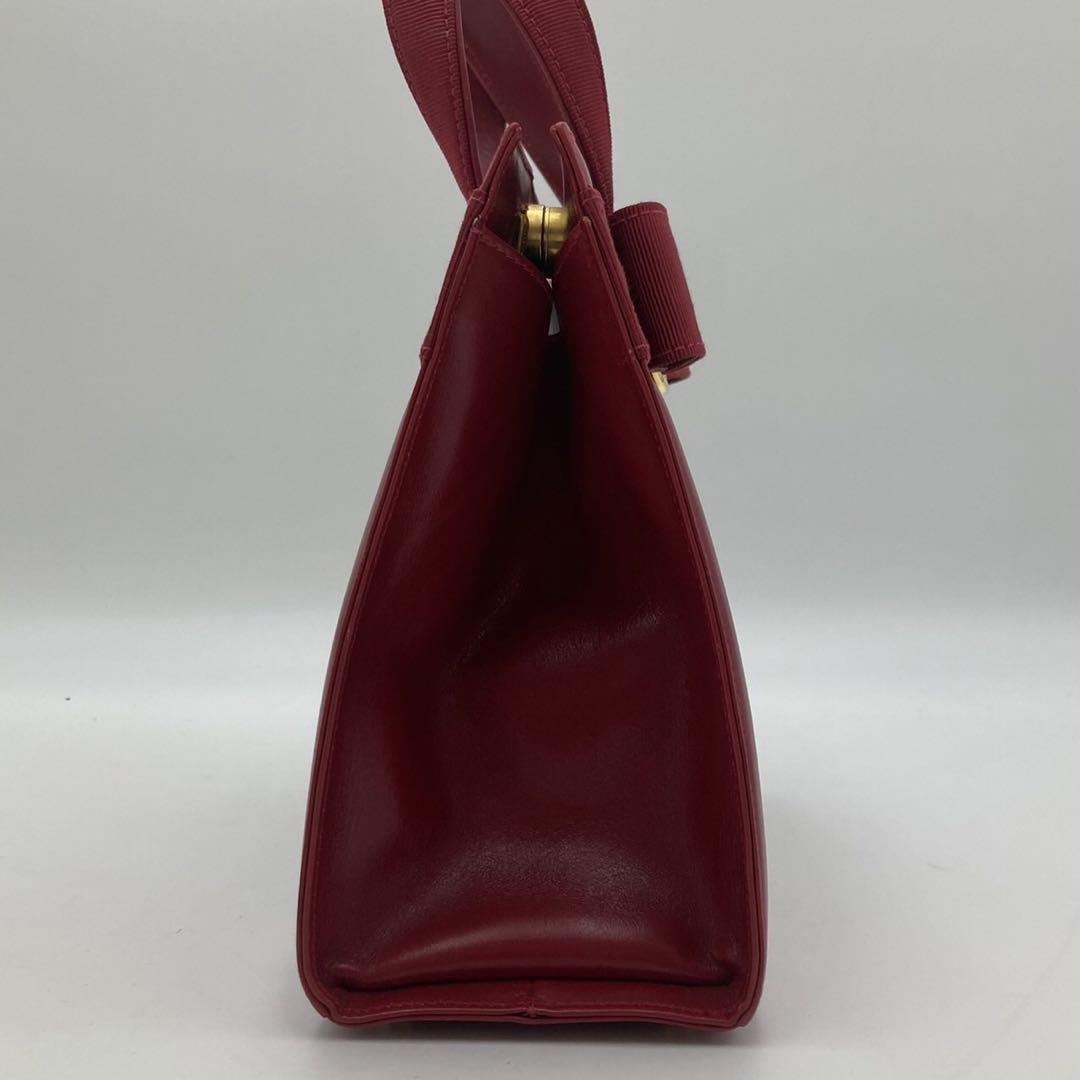 サルヴァトーレフェラガモ Salvatore Ferragamo 2way ハンドバッグ ショルダーバッグ ヴァラリボン 赤 レッド 本革 レザー ゴールド金具_画像5