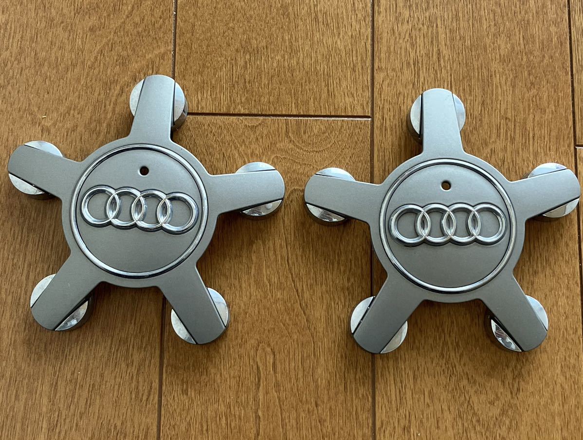 Audi アウディ 純正アルミホイール用センターキャップ ボルトキャップ　2個 中古 _画像1