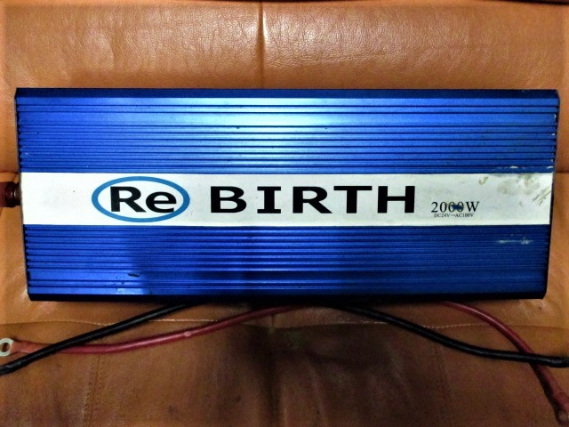 RE BIRTH インバーター　2000W_画像1