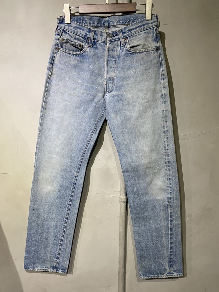 【即決】80s Levi's501 リーバイス 赤耳 赤ミミ インディゴデニムパンツ アイスブルー リペア 内股シングル 黒カン USA アメリカ製古着 W30_画像2