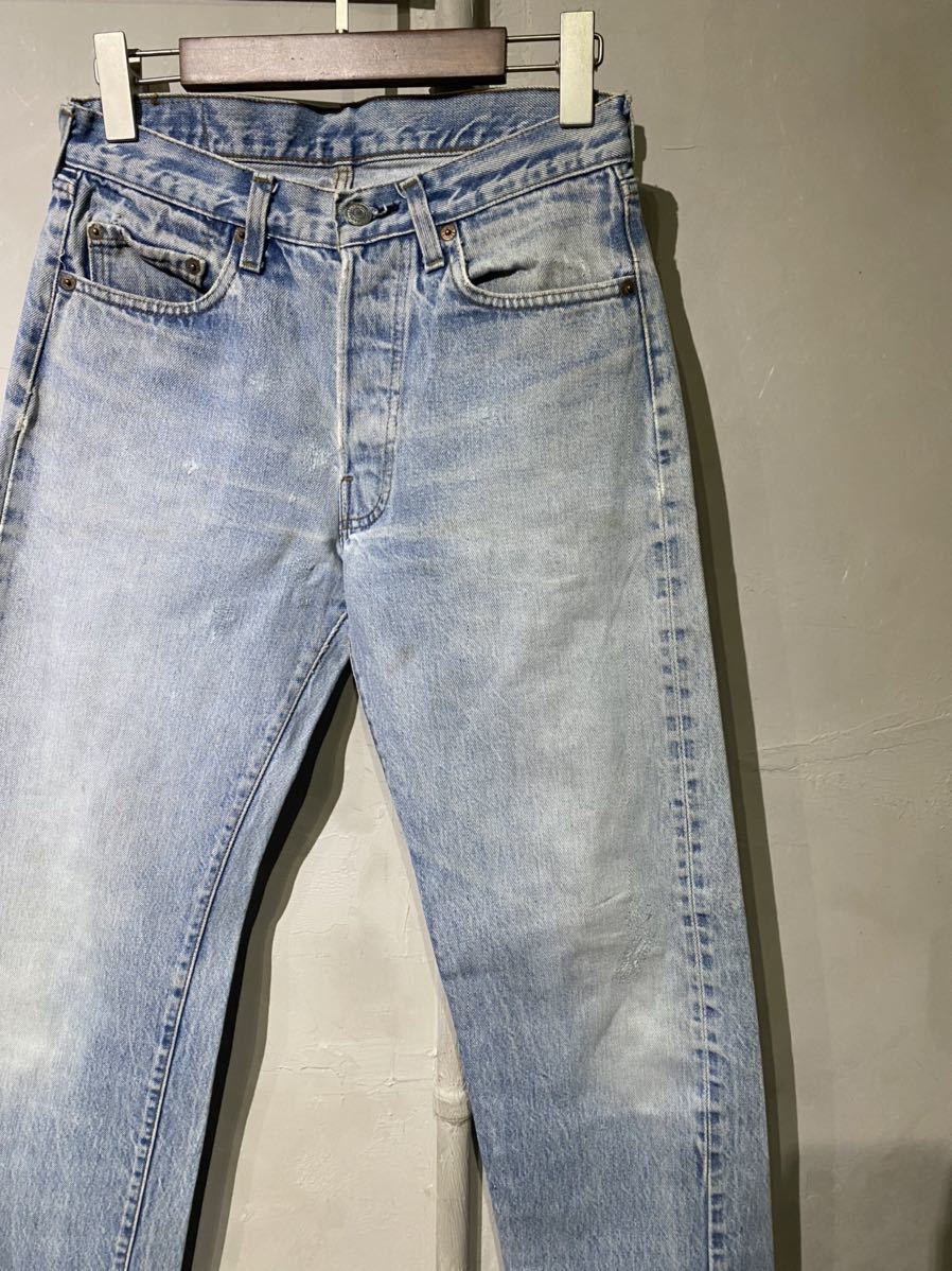 【即決】80s Levi's501 リーバイス 赤耳 赤ミミ インディゴデニムパンツ アイスブルー リペア 内股シングル 黒カン USA アメリカ製古着 W30_画像1