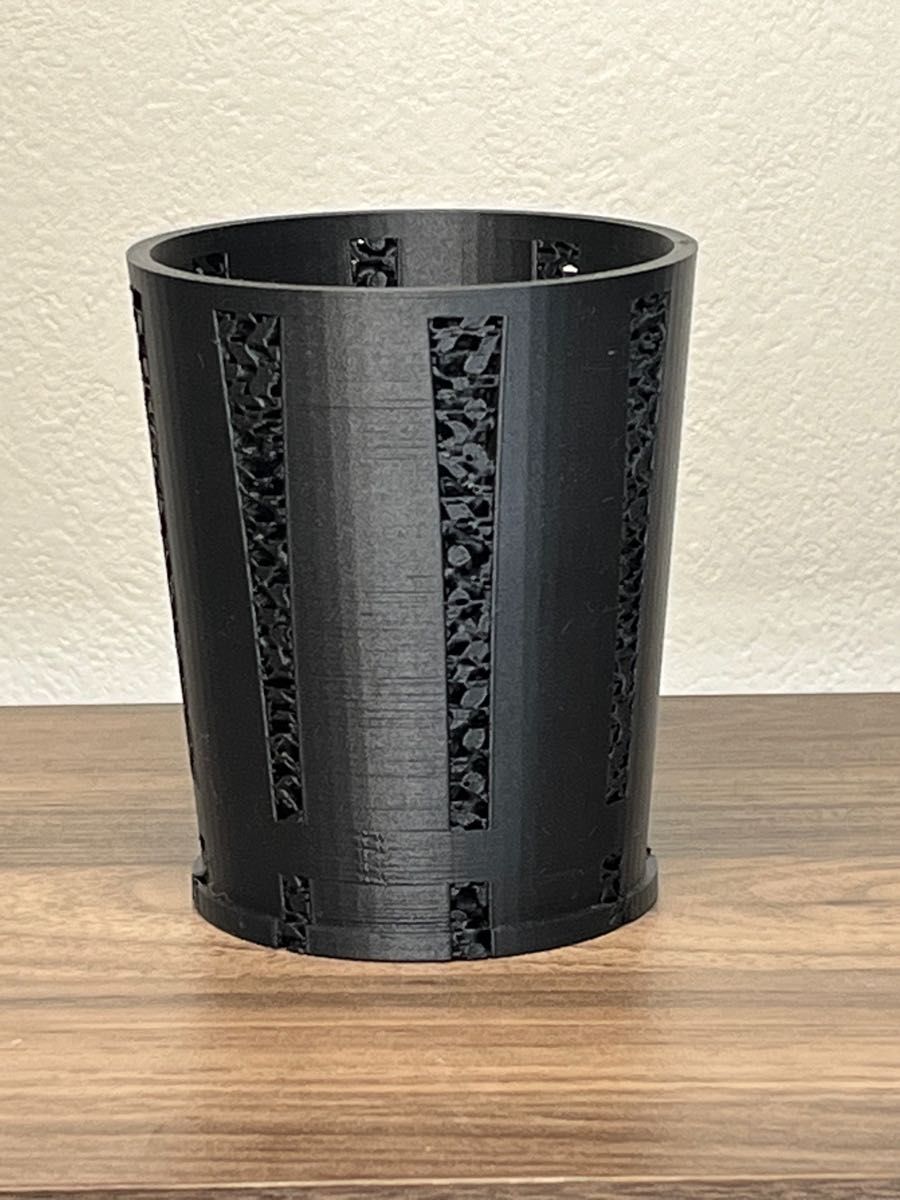 3Dプリンター製　植木鉢　メッシュ機構　PotF黒001