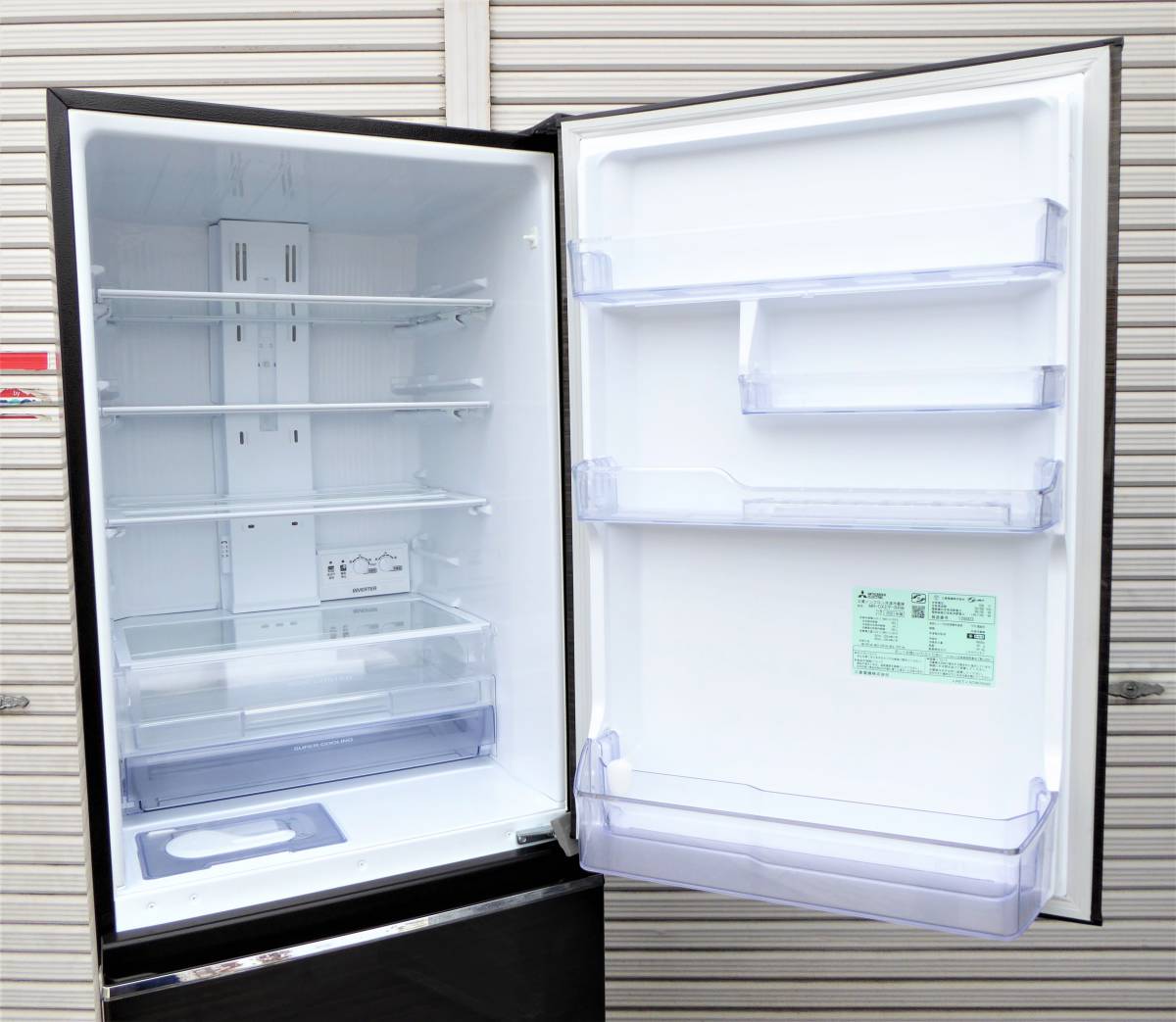 466 三菱 大型冷蔵庫 容量300L〜400L 自動製氷器付き 右開き 美 466 三菱 大型冷蔵庫 容量300L〜400L 自動製氷器付き 右開き 美