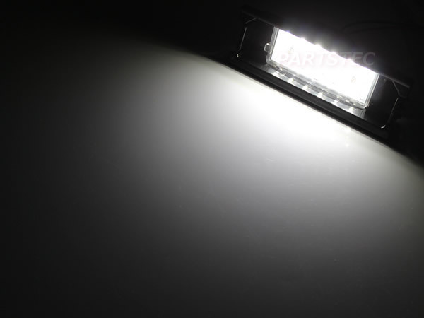 トヨタ LED ナンバー灯 ライセンスランプ ホワイト QNC20 bB 専用設計 純正交換 6500K 相当 /28-132 E-1_画像2