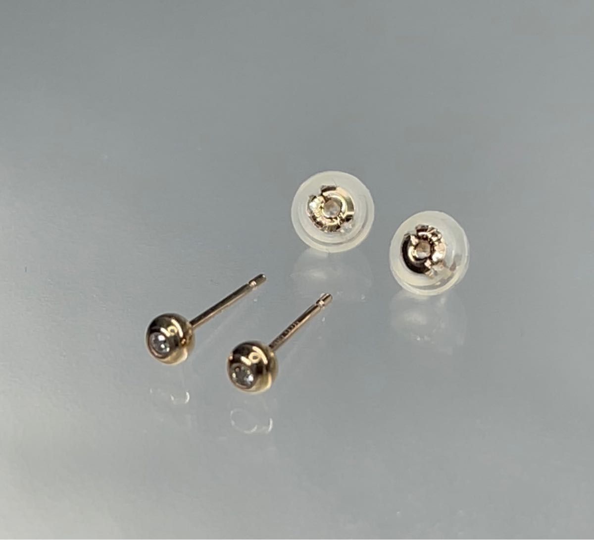 K18PGダイヤモンドピアス　0.01ct×2