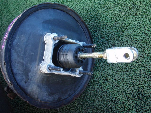 * UBS25GW Isuzu Bighorn Lotus brake master cylinder brake booster 341143JJ