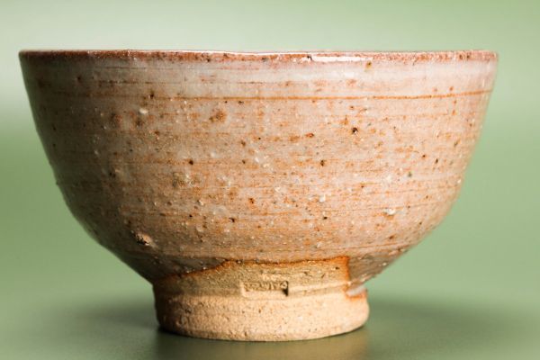 ヤフオク! - ピーター・ハーモン(巖) 黒豆灰釉茶碗 共箱 共布 栞 茶...