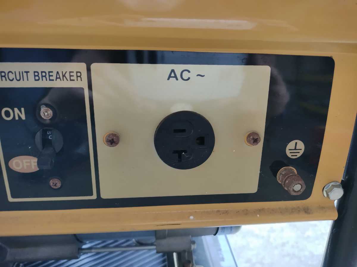 Yahoo!オークション - 100v エンジン発電機 LT2500EB 168F Yahoo!オークション - 100v エンジン発電機 LT2500EB 168F