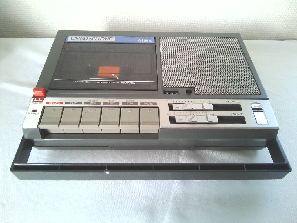 レトロ★LINGUAPHONE　AIWA　　MACHINE　LCR-880　カセットレコーダー★再録OK！難あり_画像1