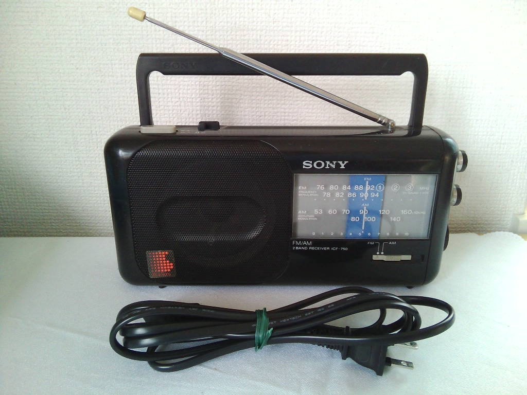 SONY ソニー AM/FM ポータブルラジオ ICF-750　電源コード付き ★動作品_画像1