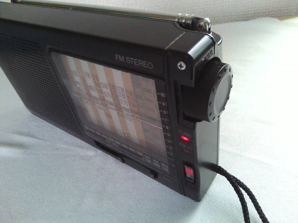 Panasonic RF-B11 Panasonic FM/LW/MW/SW-1-9 world частота радио 12-BAND * прием OK! с дефектом 