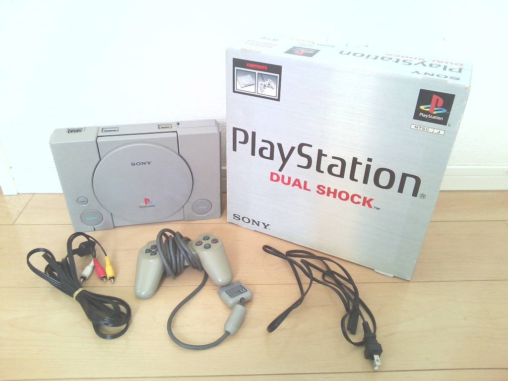 SONY ソニー PlayStation プレイステーション SCPH-7000 本体