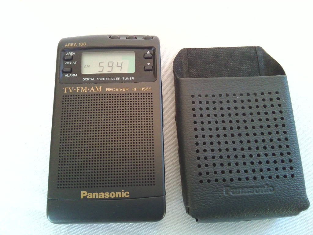 Panasonic Panasonic RF-H565 TV|FM|AM pocket radio case attaching made in Japan * operation goods 