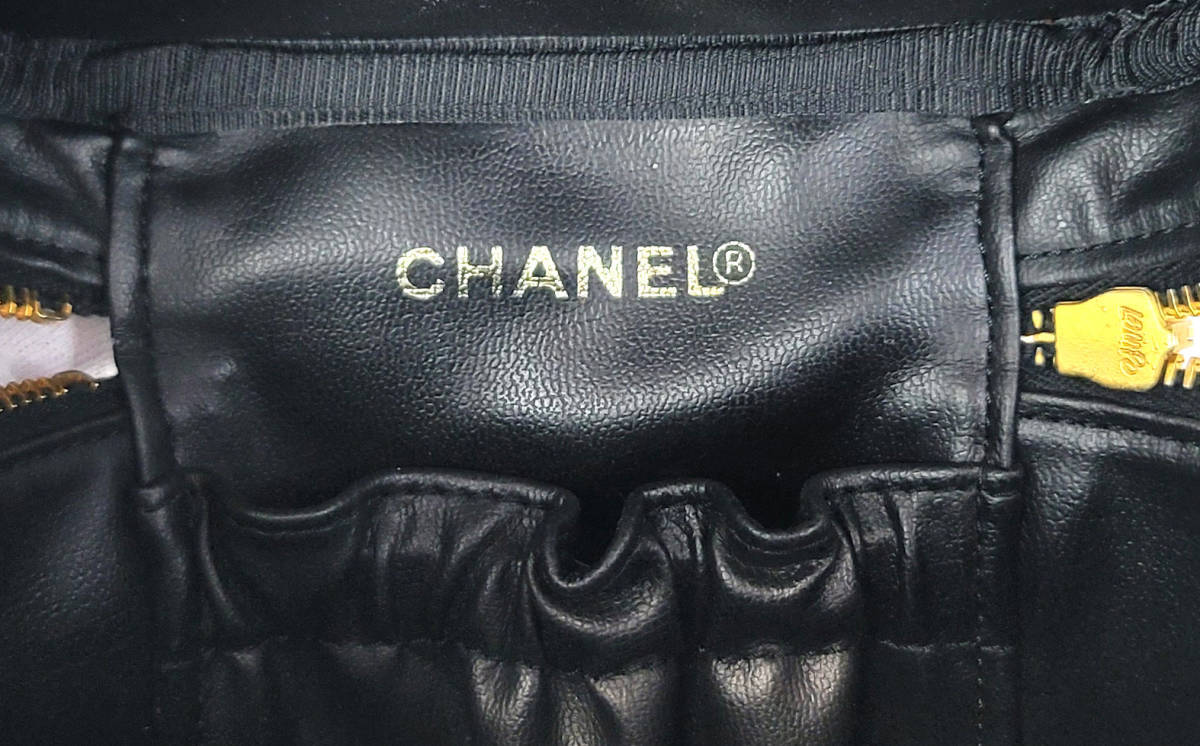 J-508◆超美品【シャネル】CHANEL キャビアスキン バニティ◆化粧ポーチ ハンドバッグ ブラック シール有 4番台_画像10