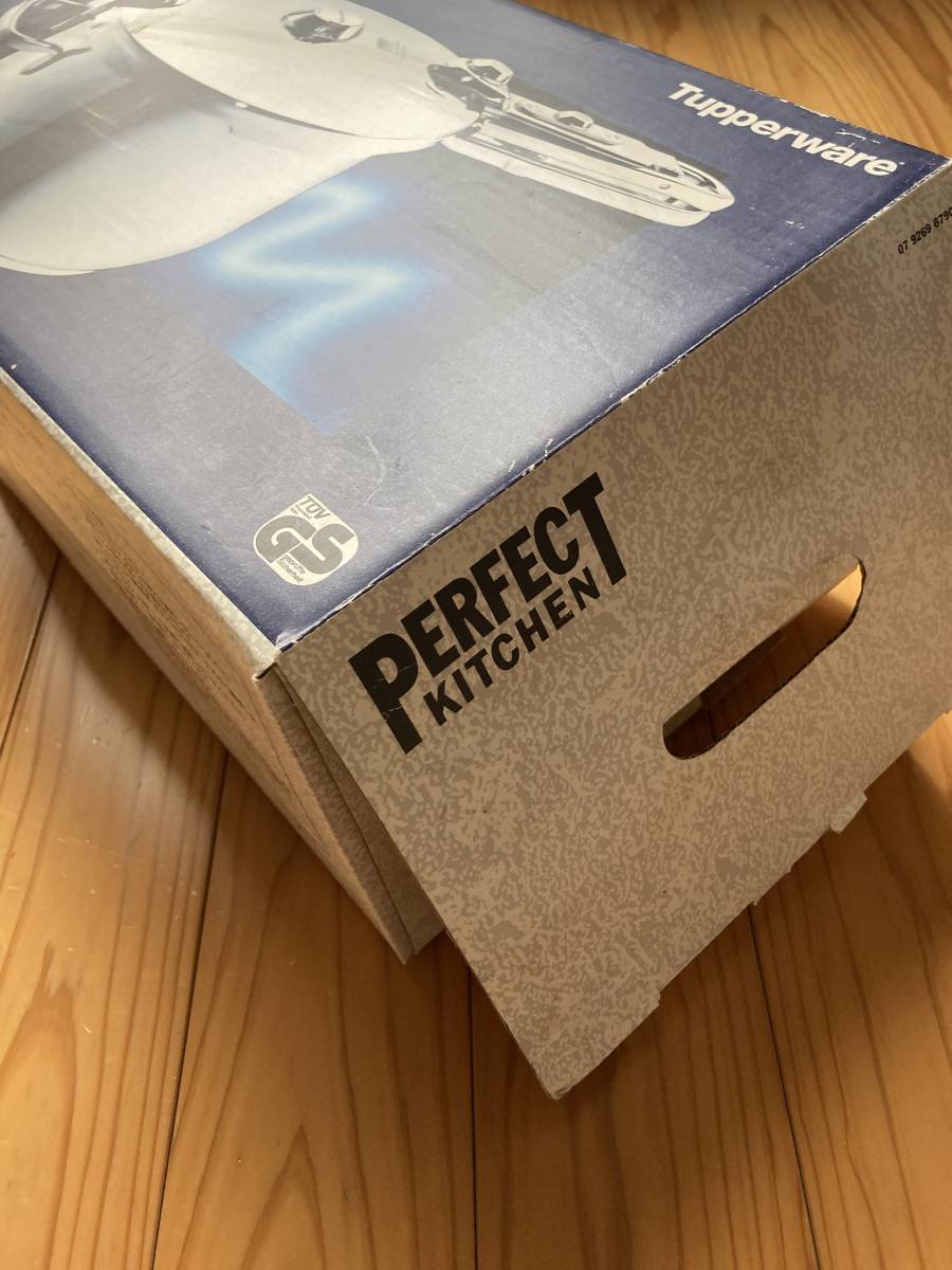 未使用即決送料無料 タッパーウェア PERFECT KITCHEN 未使用即決送料無料 タッパーウェア PERFECT KITCHEN