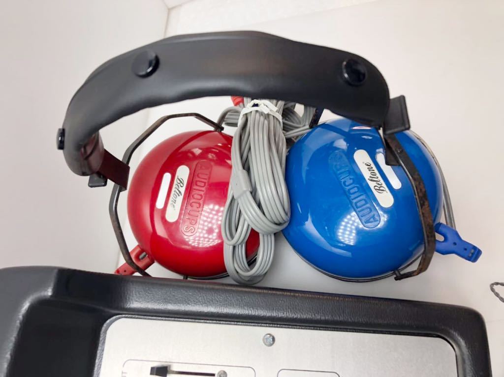 DP1-2 Beltone【補聴器測定:MODEL 110 AUDIOMETER】ジャンク 通電のみ