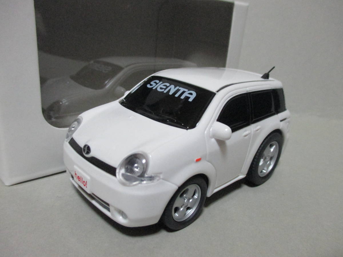 小難有 非売品 初代 トヨタ シエンタ 前期 ホワイト 白 プルバックカー ミニカー TOYOTA SIENTA ドライブタウン カラーサンプル 色見本_画像4