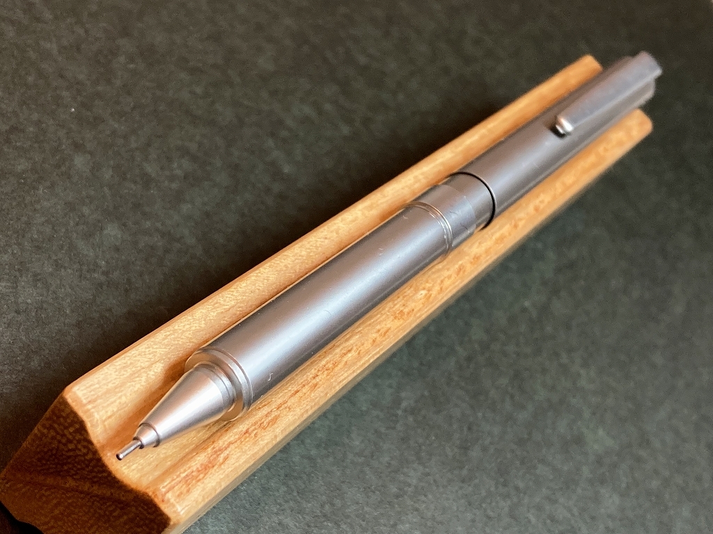 送料無料 USED 廃盤 無印良品 アルミポケットシャープペンシル 送料無料 USED 廃盤 無印良品 アルミポケットシャープペンシル