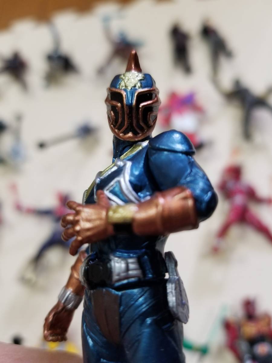 【返品交換不可】 Bandai Gashapon HG 仮面ライダー響鬼 ガシャポン20体 kamen 仮面ライダー響鬼