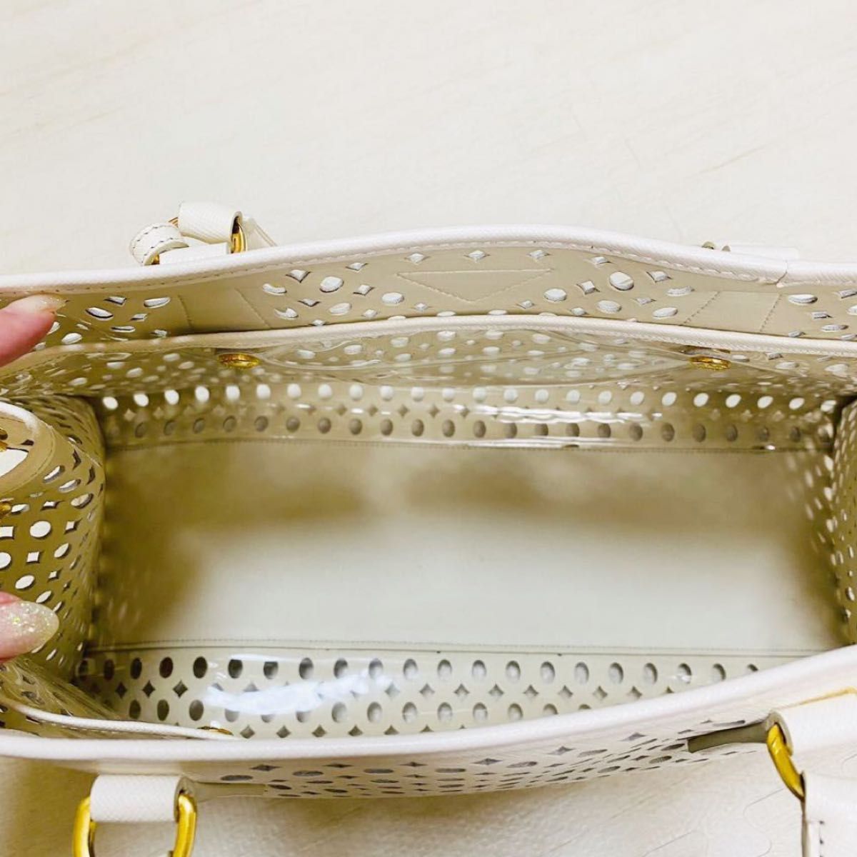PRADA プラダ メッシュ カゴ バッグ サフィアーノ ホワイト 白 PRADA プラダ メッシュ カゴ バッグ サフィアーノ ホワイト 白