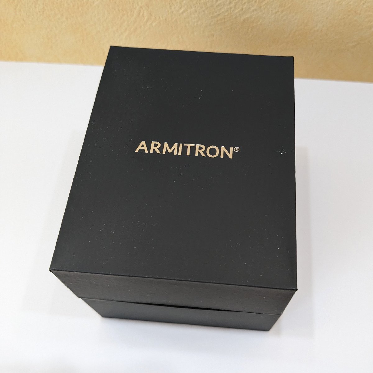 Armitoron アーミトロン メンズ 腕時計 クリスタルアクセント 20/5328BKTB 訳アリ 送料無料_画像4