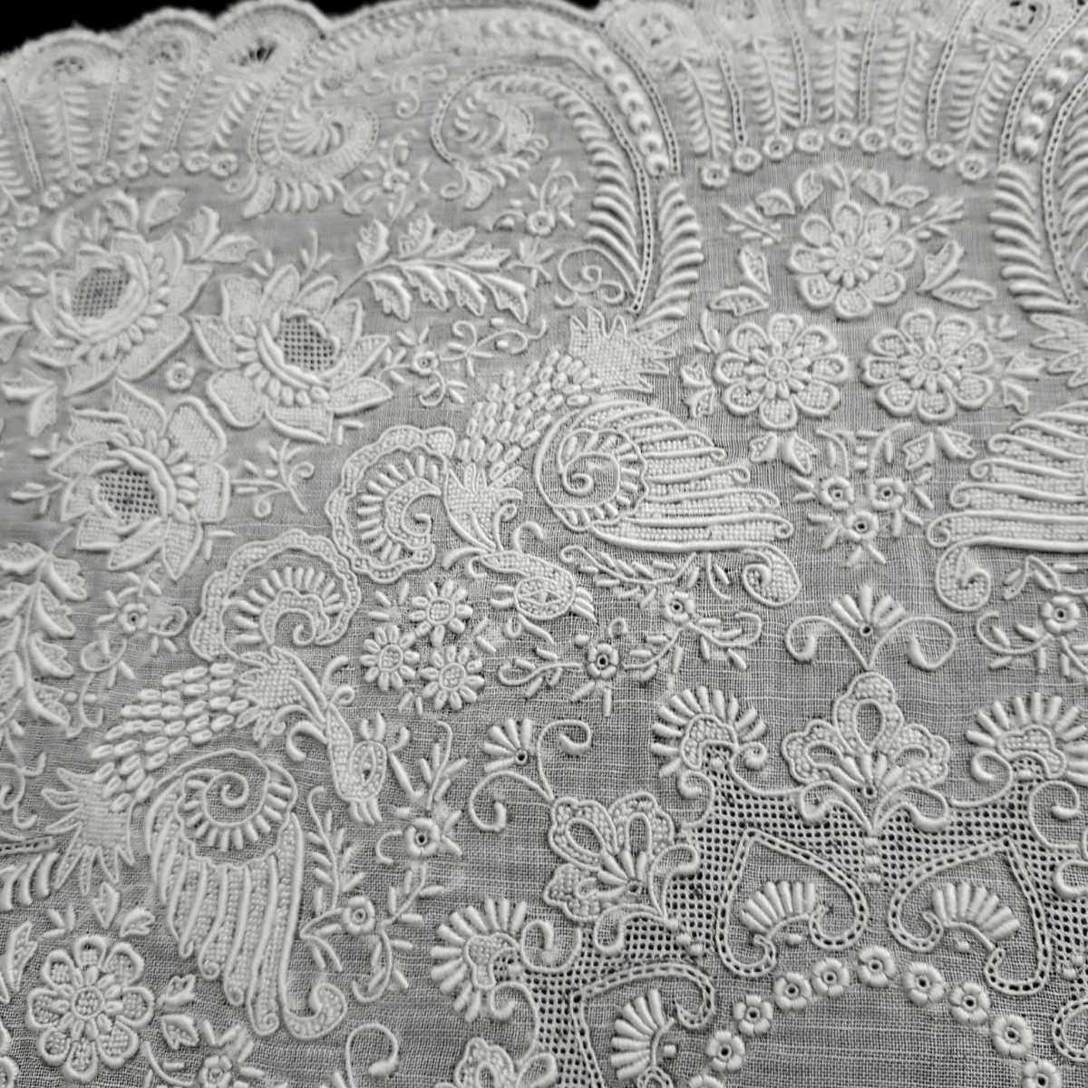 シンプルでおしゃれ 最高級 鳳凰 スワトウ 汕頭 ハンカチ 手刺繍
