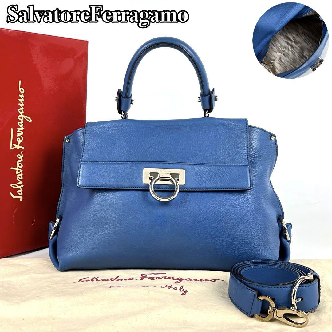 ブランドのギフト 年末セール中!! Salvatore Ferragamo ショルダー