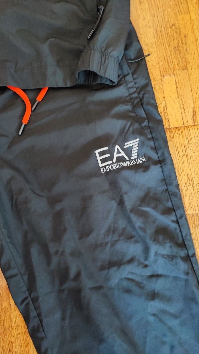 ほぼほぼ未使用 エンポリオアルマーニ EA7 上下セット Lサイズ感