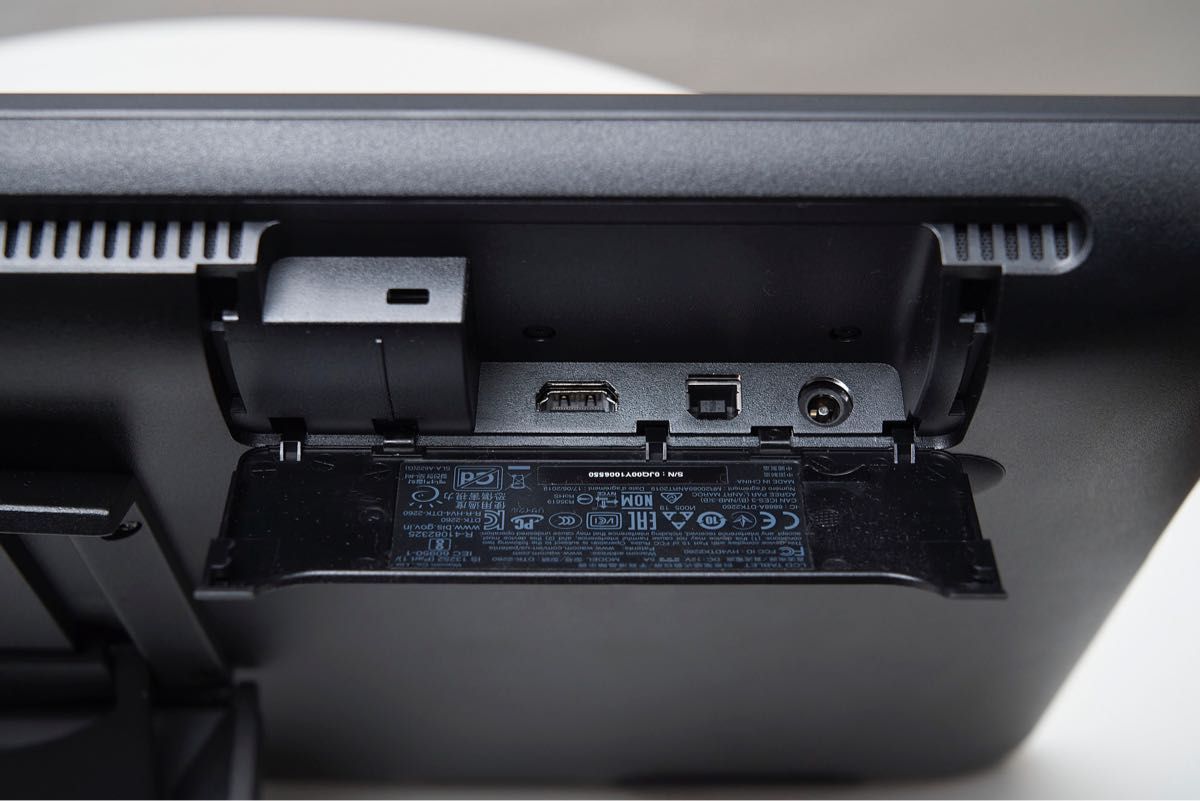 ワコム 液タブ Wacom Cintiq 22 FHD DTK2260K1D 美品|Yahoo ワコム 液タブ Wacom Cintiq 22 FHD DTK2260K1D 美品|Yahoo