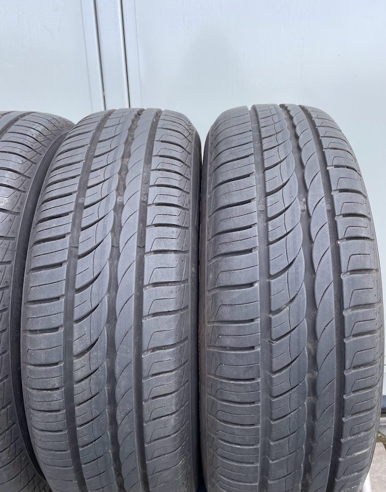 23021103　　【バリ山】　◎◎22年製◎◎　PIRELLI　Ｃinturato　P1　175/70R14　84H　4本_画像3