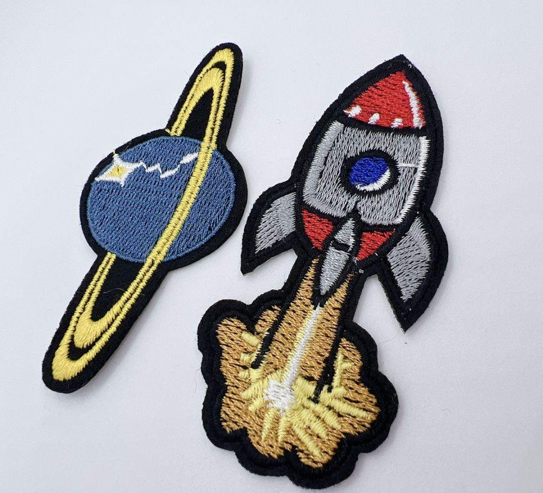 惑星ロケット2種セット ワッペン　アイロン　アップリケ　刺繍　ハンドメイド素材