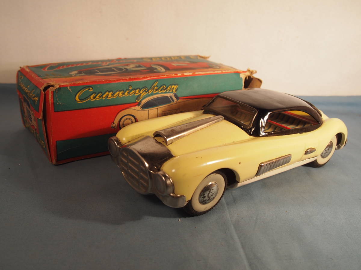 ブランドのギフト レアモデル、1950年代中頃 ATC （アサヒトーイ）製ブリキのカニンガム スポーツカー（オリジナル箱付き） 自動車