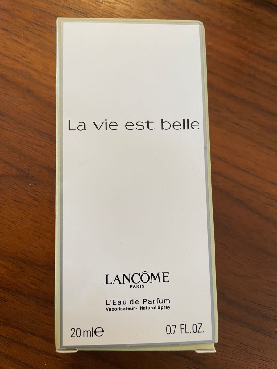 未使用　Lancme 香水　La vie eat belle 20ml Yahoo!フリマ（旧）のサムネイル