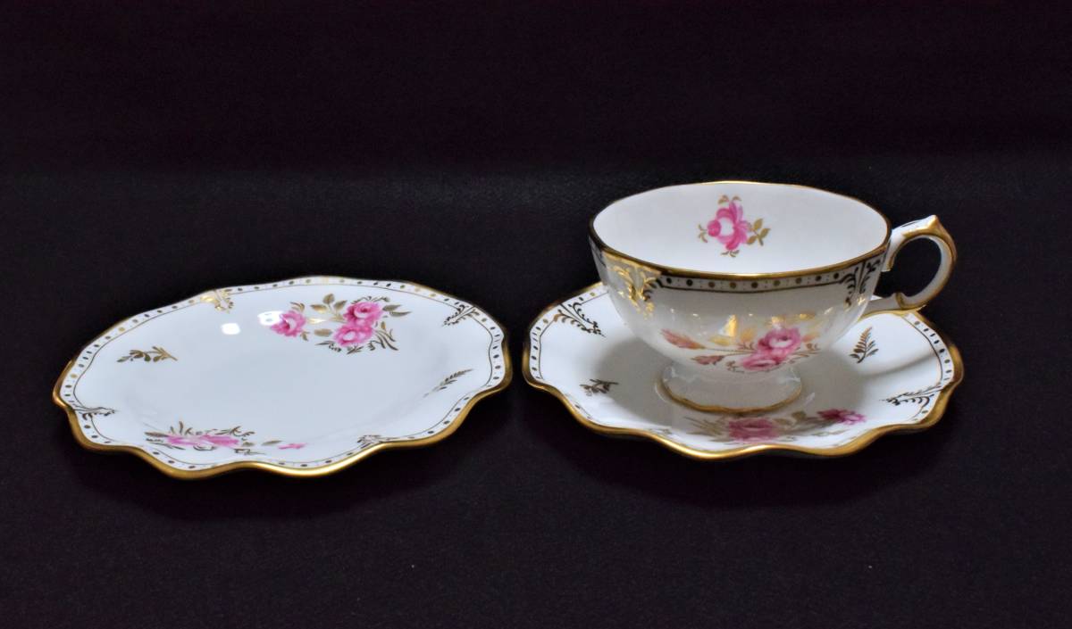Royal Crown Derby Pinxtonrose ロイヤルクラウンダービー ピンク