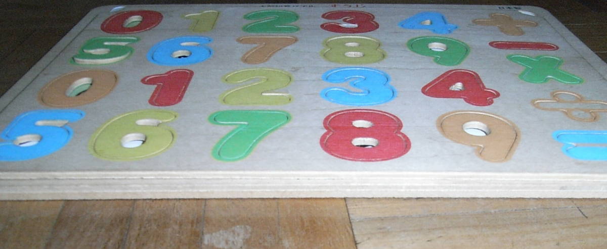 * wooden intellectual training puzzle *... total . type puzzle * figure * number. study * woodworking toy *Used goods *