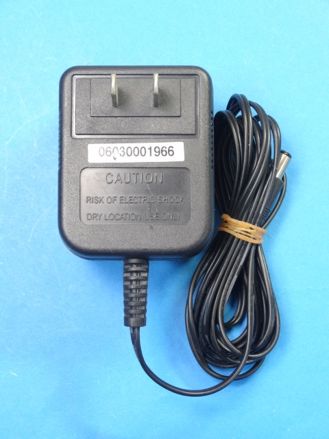  free shipping prompt decision world Family World Family AC adapter AC-04-08J 7.5V 500mA PLAYMATE DP1 DP-1-157J interchangeable tube 5