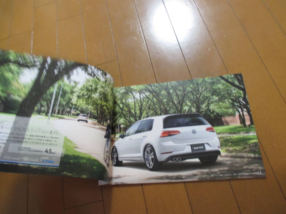 B13681 catalog * Volkswagen *NEW Golf GTE2017.11 issue 42 page 