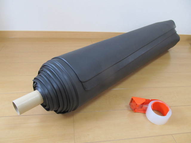( isolation * waterproof ) bending surface . possible to use flexible free . special neoprene rubber seat approximately 200×100cm ⑪