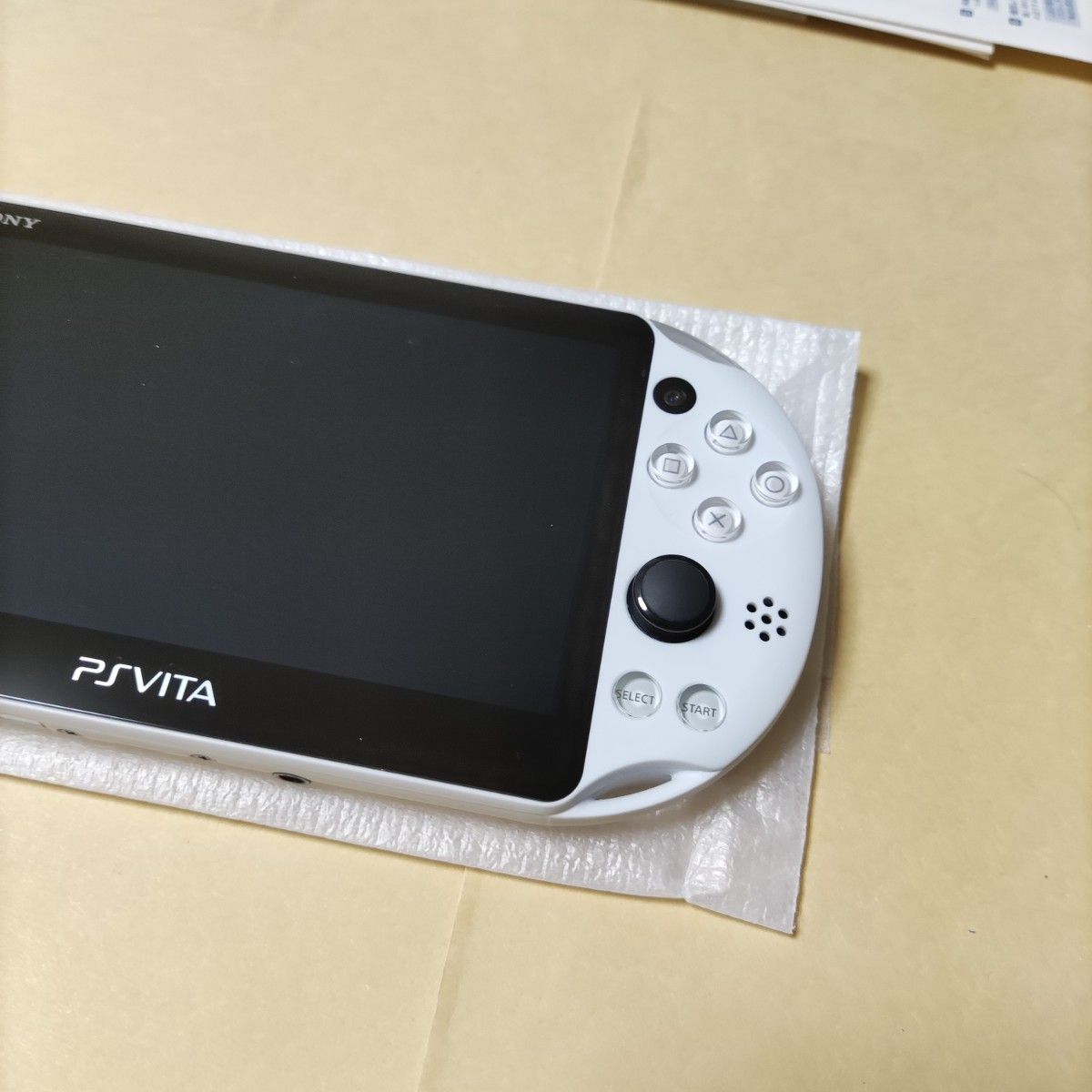 本体美品 PS Vita Wi-Fiモデル グレイシャー・ホワイト(PCH-2000 ZA22