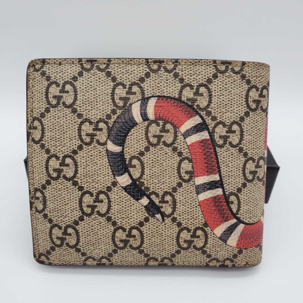 箱あり］GUCCI ヘビ柄 二つ折り財布